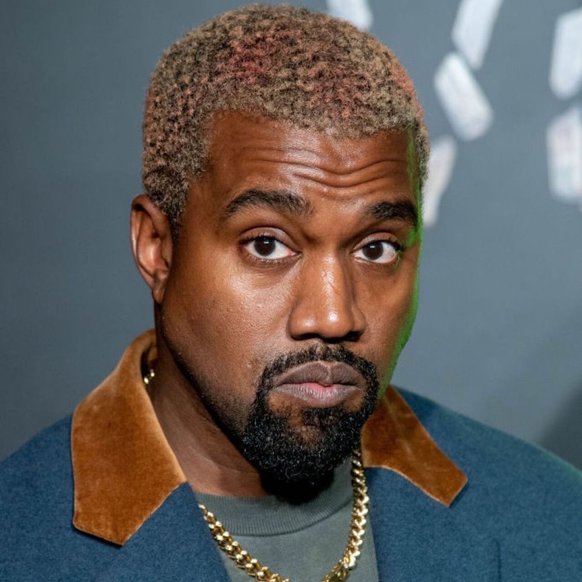 updatecharts's tweet image. O MP de SP notificou o Policiamento de Choque para manter equipe de prontidão no show de Kanye West e PRENDÊ-LO em flagrante caso cante ou faça apologia ao nazismo, segundo o Metrópoles.

O show ainda não tem local confirmado após o veto da Prefeitura de São Paulo ao Autódromo de…
