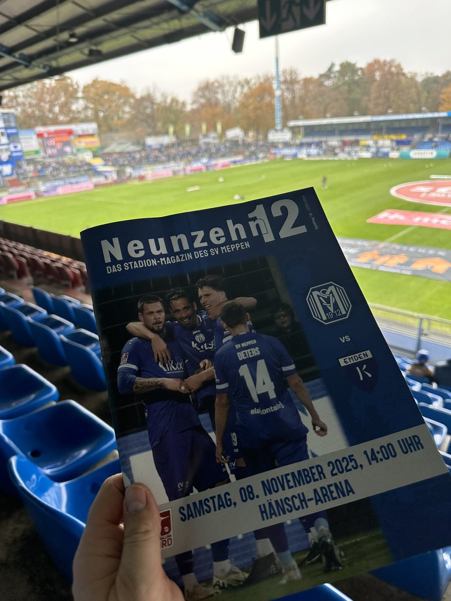 juan2FD's tweet image. El Magazín del Estadio es una de las cosas que más me gusta cuando llego temprano a mi asiento. En muchos Clubes han dejado de hacerlo y espero que en Meppen dure muchas temporadas más. Gran trabajo del equipo &quot;Neunzehn 12&quot;. 

#MeppenES #NDSVM