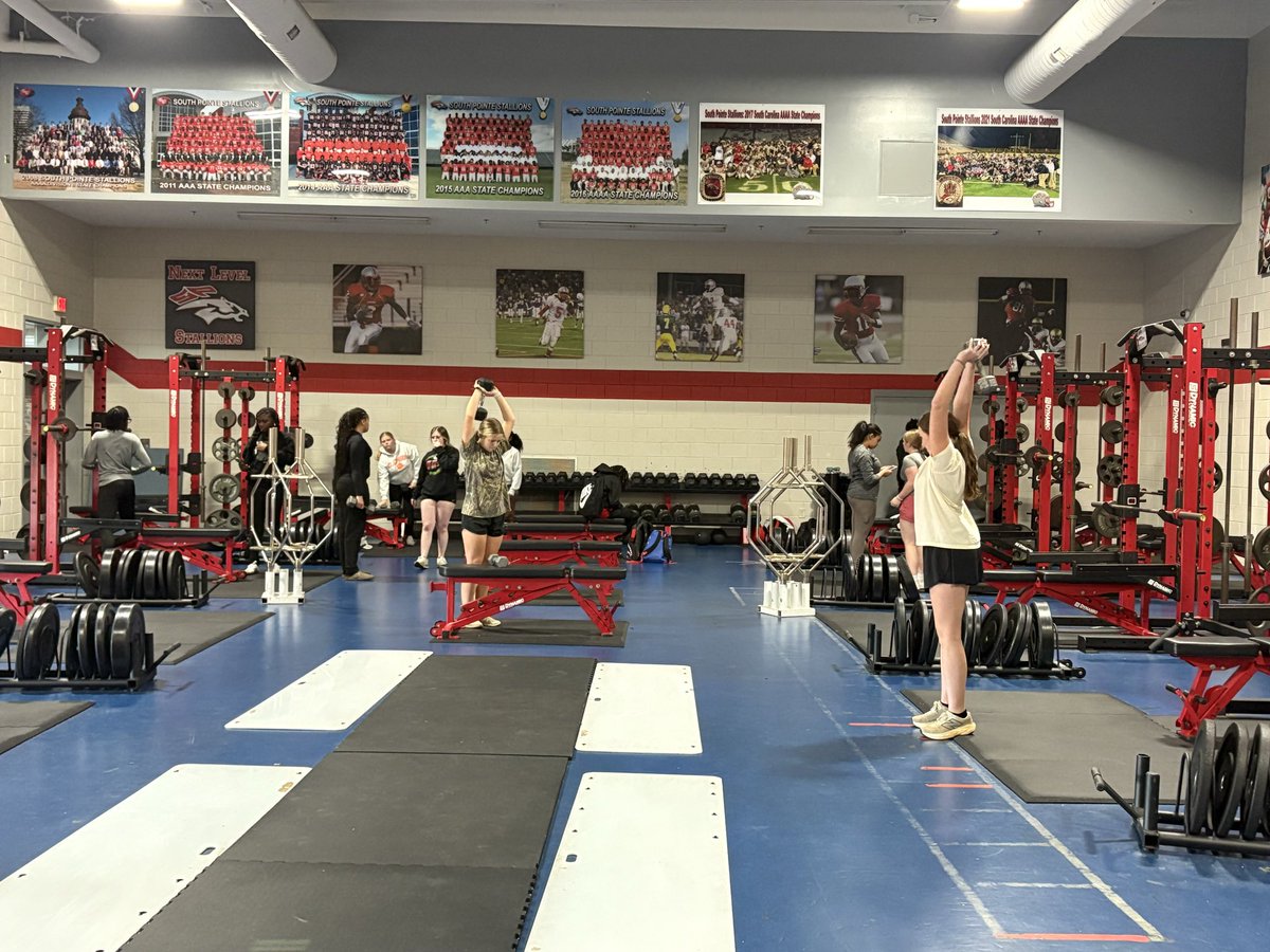 South Pointe Softball tweet media