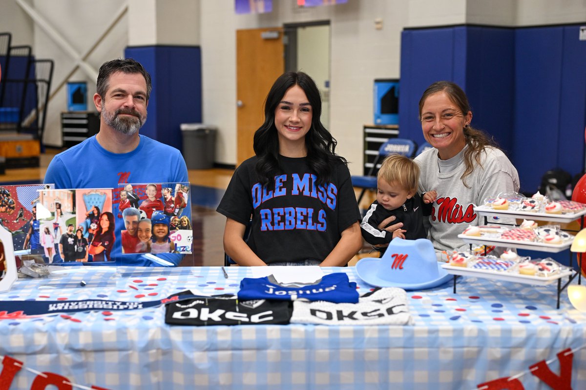 Nine JHS student‑athletes officially signed their National Letters of Intent today, committing to continue both their education and athletic careers at the next level!

Full story: bit.ly/47XnUnP

#UnitedWeSoar