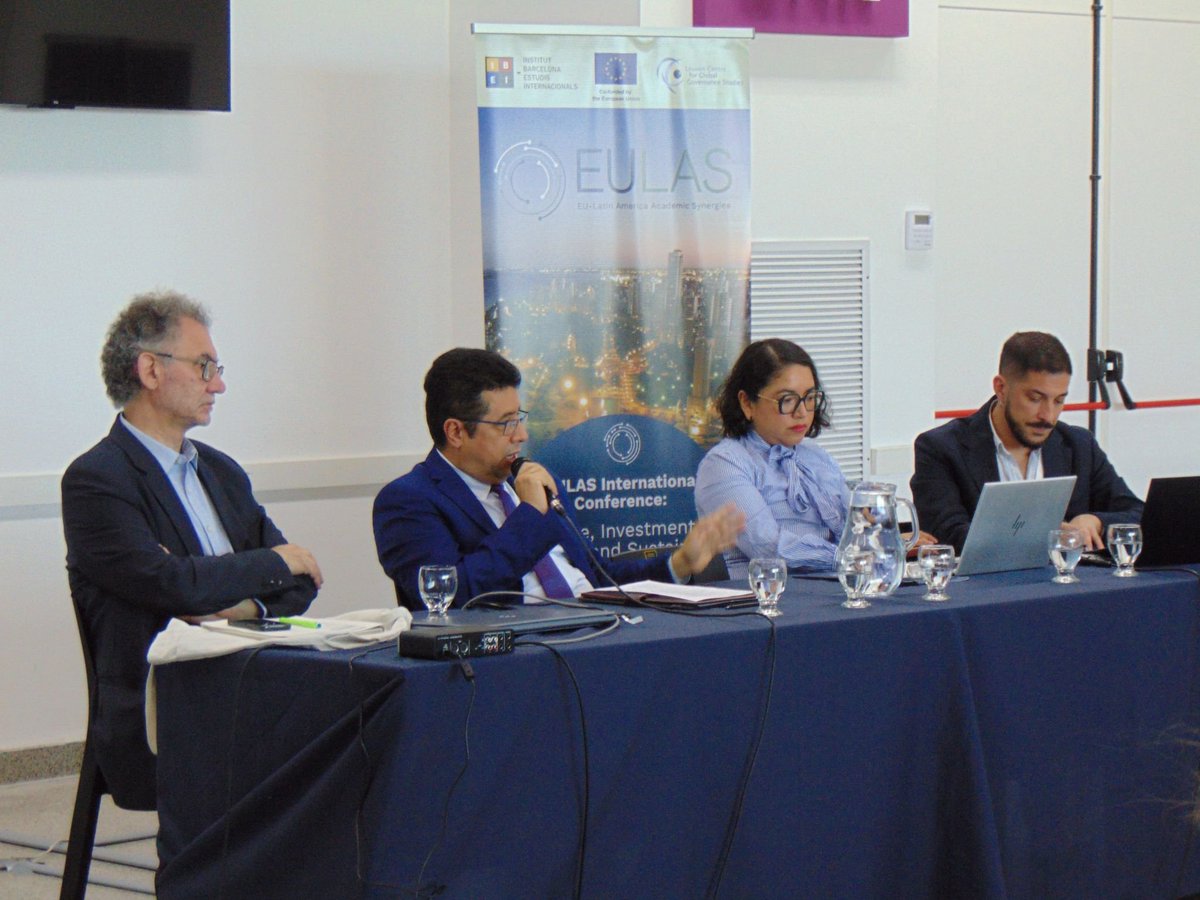 Damianrod23's tweet image. Participé en la mesa redonda sobre la IV Cumbre CELAC–UE 2025, junto a José Briceño-Ruiz y Ana Obando, moderada por Jacint Jordana, un debate muy enriquecedor sobre la asociación estratégica UE–CELAC, en el marco del proyecto @EULASNetwork .