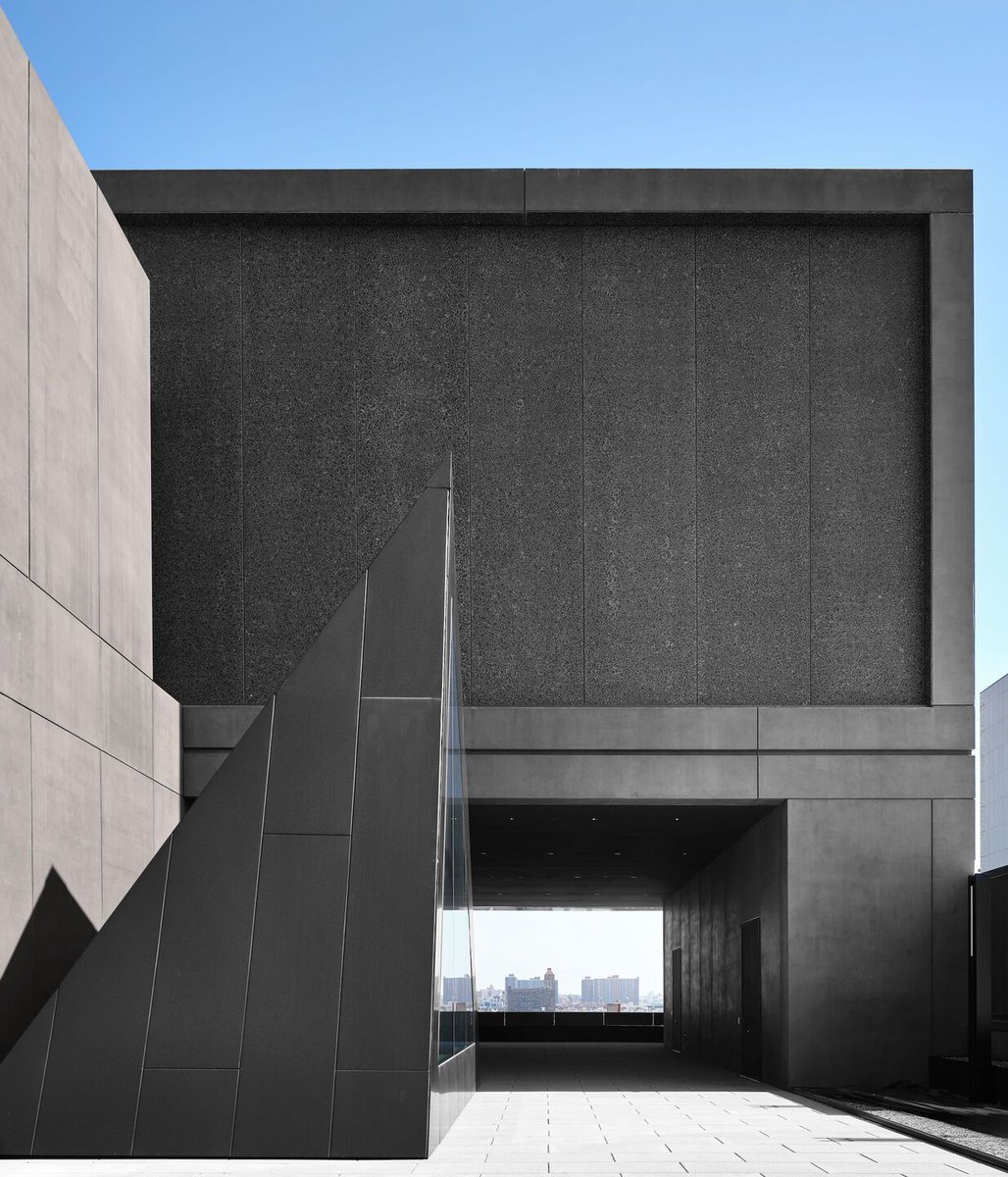 Archello's tweet image. The Studio Museum in Harlem by @AdjayeAssoc is a landmark of cultural identity and craftsmanship.
buff.ly/2I1ocqf 

#BarbaraDundesArquitetura #InteriorArchitecture #WoodDetails