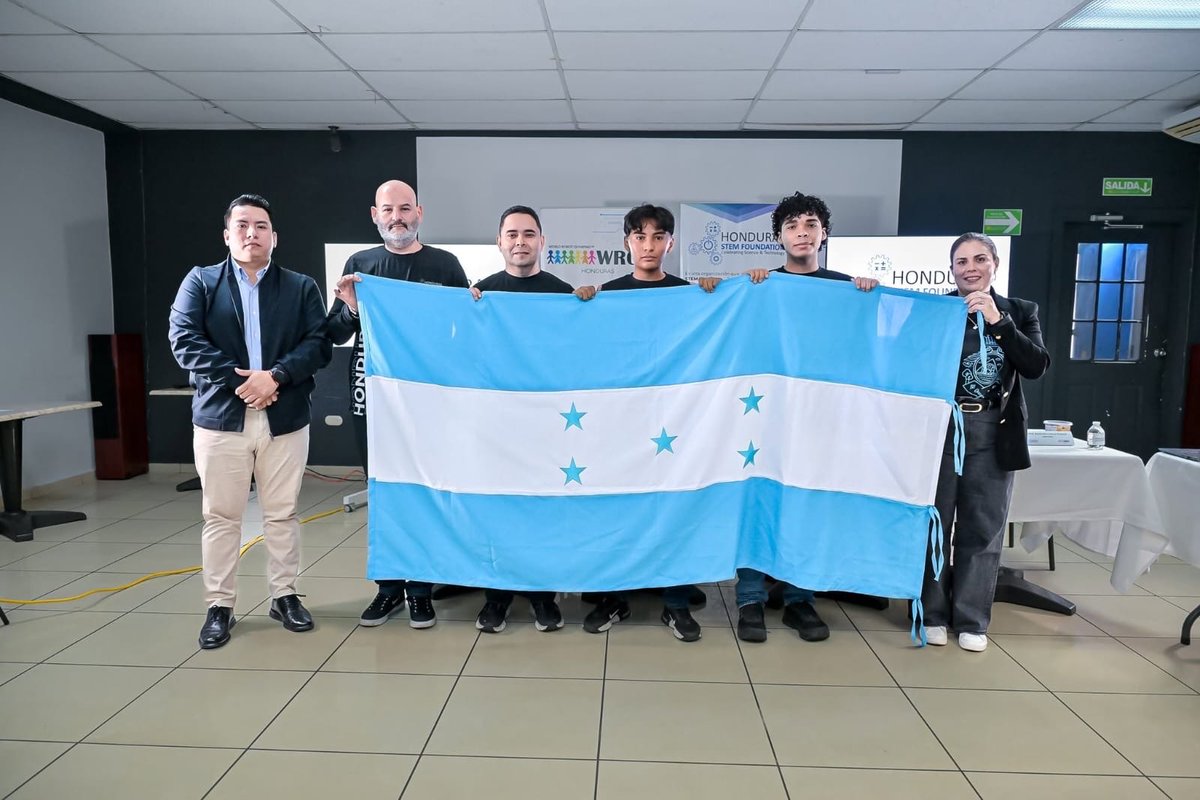 Cesia Mejía tweet media