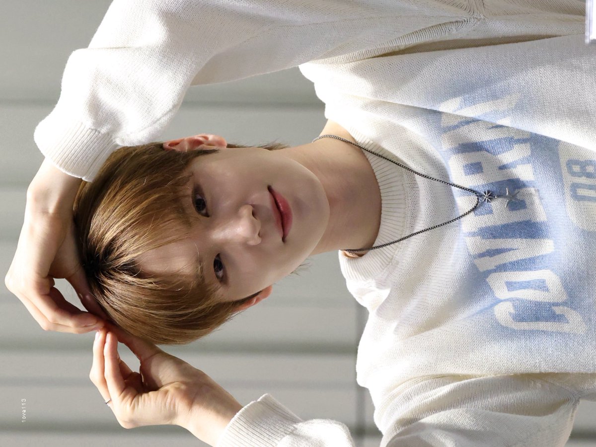 윤도니 생일축하해
오늘 쩰 행복한 하루 보내길 🫰🏻🍀🤍

#HAPPY_YOONSUNG_DAY
#윤성은_우리의_모든_것
#8TURN #에잇턴 #エイトターン
#윤성 #YOONSUNG #ユンソン