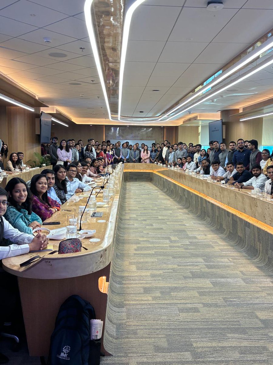 SEBI_updates's tweet photo. Chairman, SEBI addressed Officer Trainees of Indian Revenue Service - Income Tax (78th Batch) in Mumbai https://t.co/BDScvgtRSq