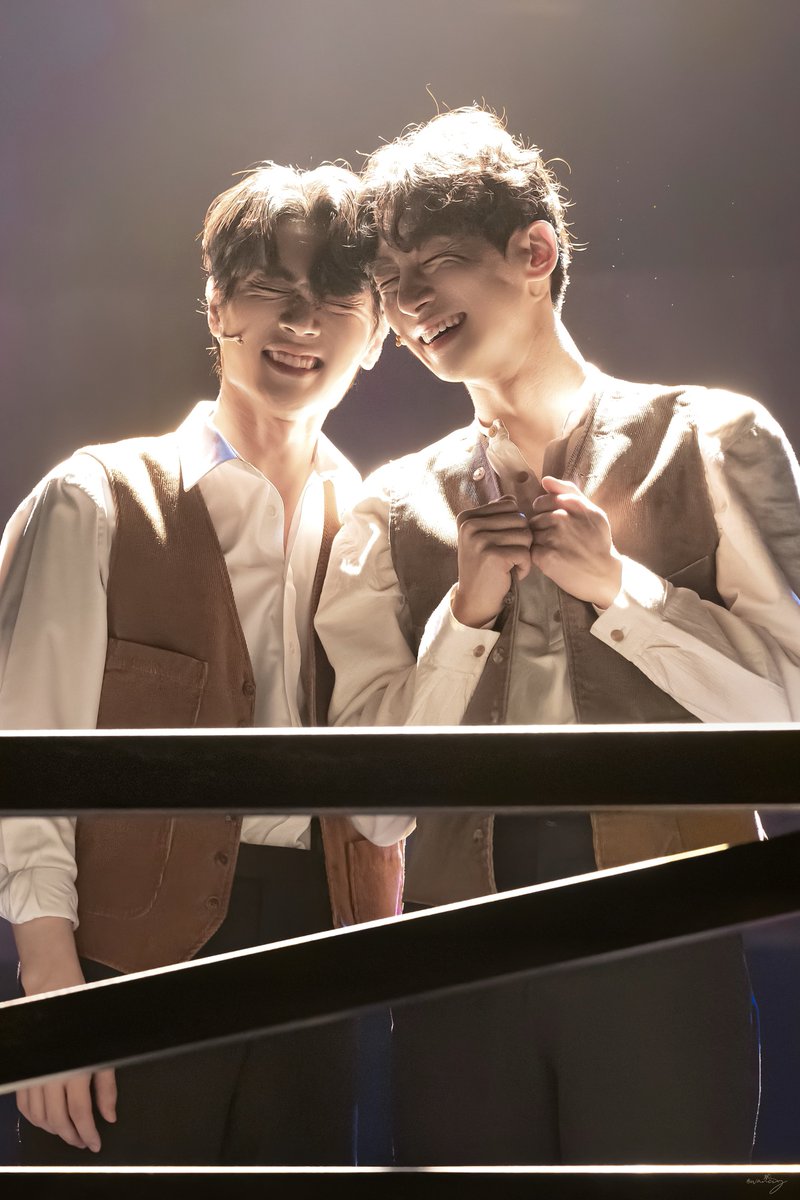 2025.11.12E 그레이 하우스
M18 <배우가 된다면(커튼콜 ver.)>

제롬 밀러｜#김지온 배우님
키이스 벨｜#선한국 배우님

≧ ᗜ ≦