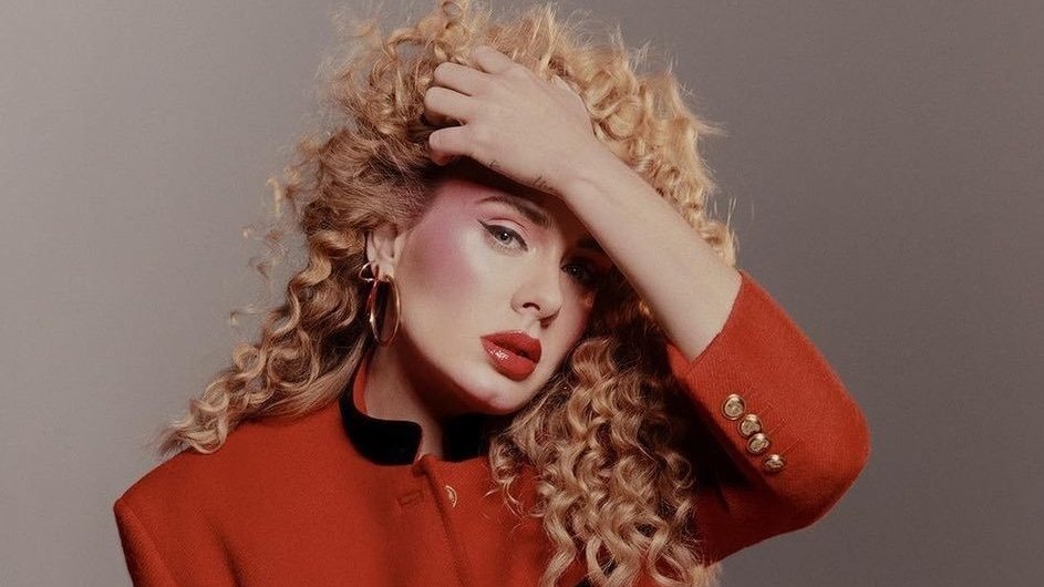 ChartsofAdele's tweet image. Adele back in July 2024 

“I don’t have any plans for new music, at all.. I think I want to do other creative things, just for a little while.”

Now Adele is saying Hello to the big screen!!!