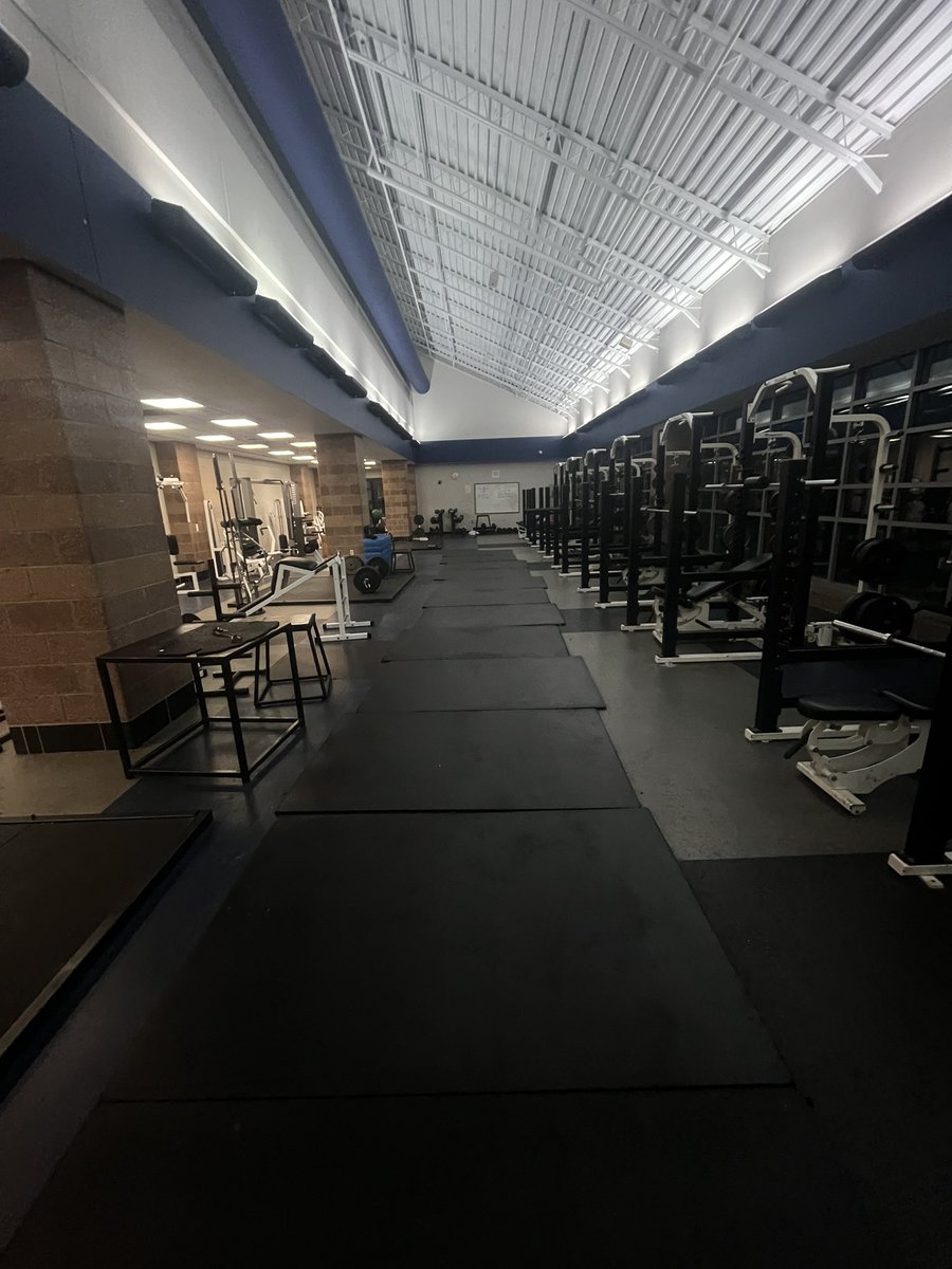 dbucam13's tweet photo. Dont sleep on greatness it all starts in here. https://t.co/Om8YbmlZBO