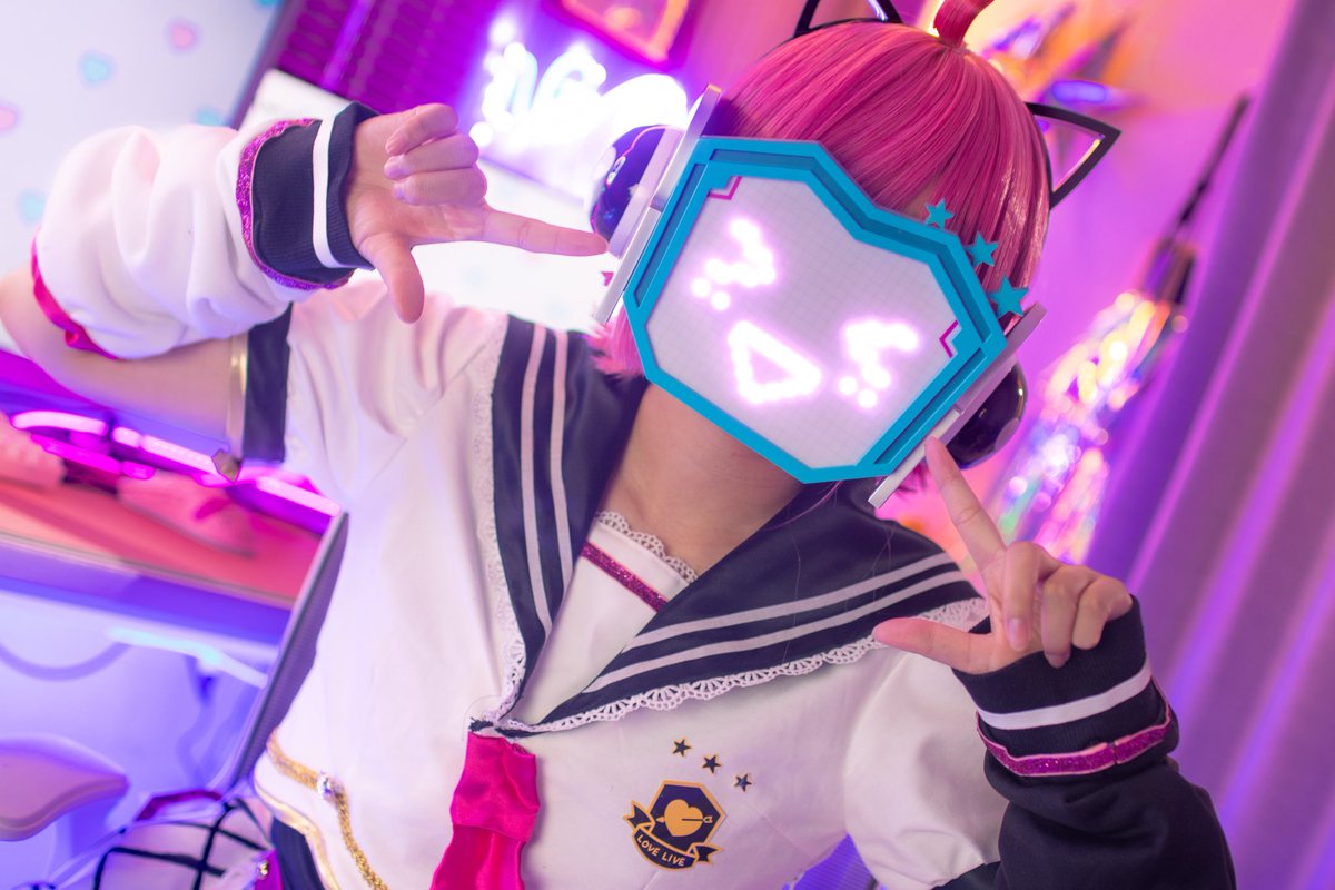 【cosplay】天王寺璃奈📶🐈‍⬛

「ドキピポ☆エモーション｣

#天王寺璃奈生誕祭2025