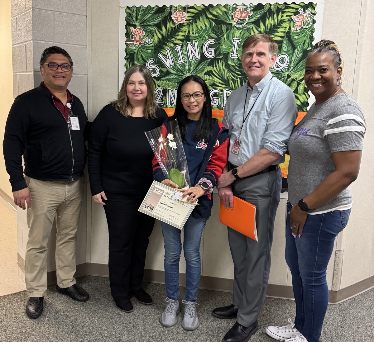 Congratulations to Mrs. Cuchapin BJE’s recipient of EB Teacher of the Year award. ⁦<a href="/BJE_Wolverines/">Barbara Jordan Elementary</a>⁩