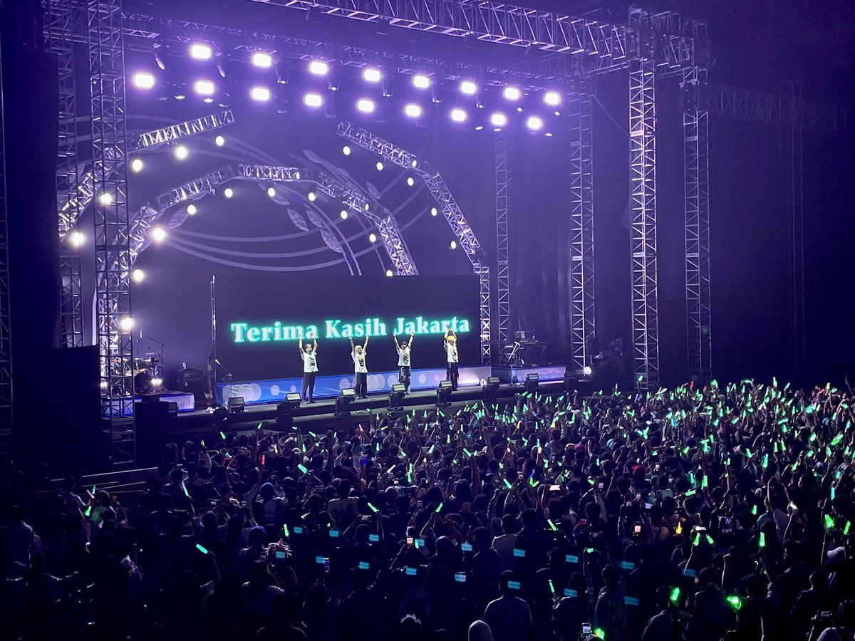 MIKU EXPO tweet media