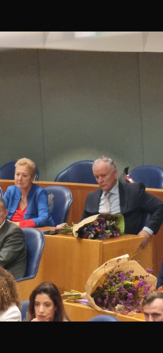 Jan en Corrie: veel succes 
We zijn terug
Samen sterk