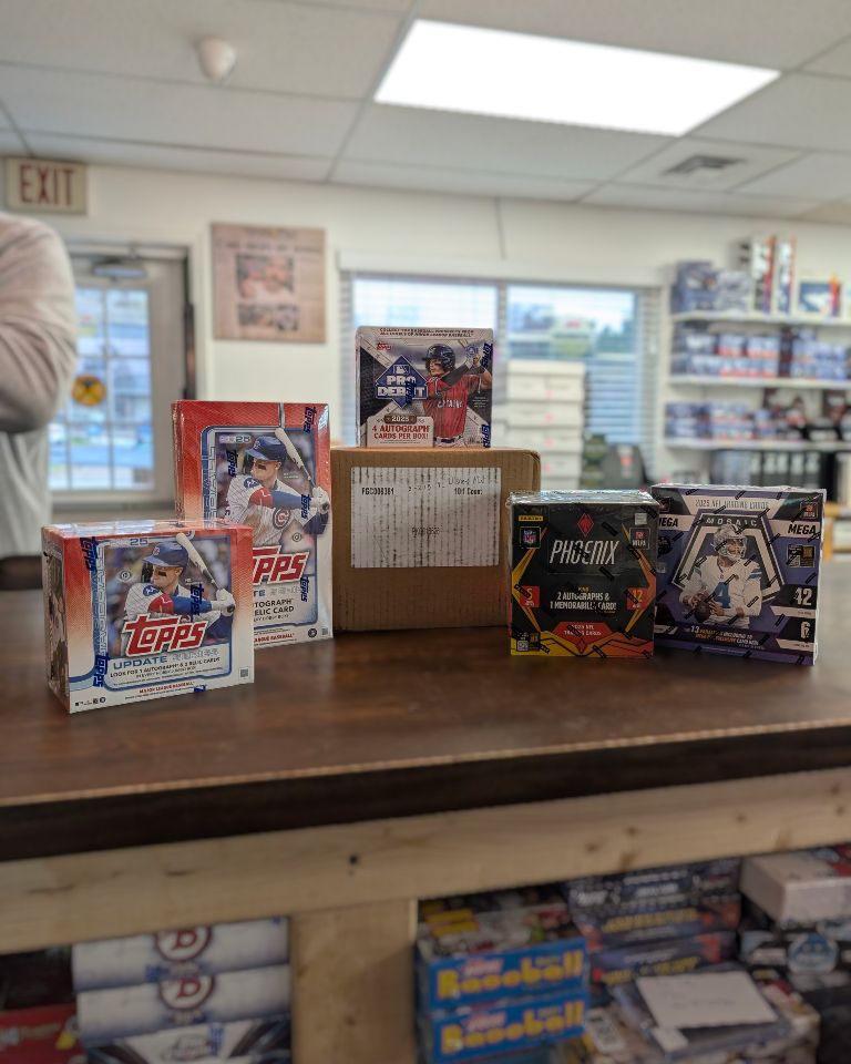 🚨 FRESH STOCK AT THE JUNCTION 🚨

Come snag the all new Topps Update Baseball, Mint Disney, Pro Debut Baseball, Phoenix Football and Mosaic Football Mega boxes!

#SCJ #TradingCards #WhoDoYouCollect #TheHobby #SportsCards #Collecting #HobbyShop #SUPPORTYOURLCS