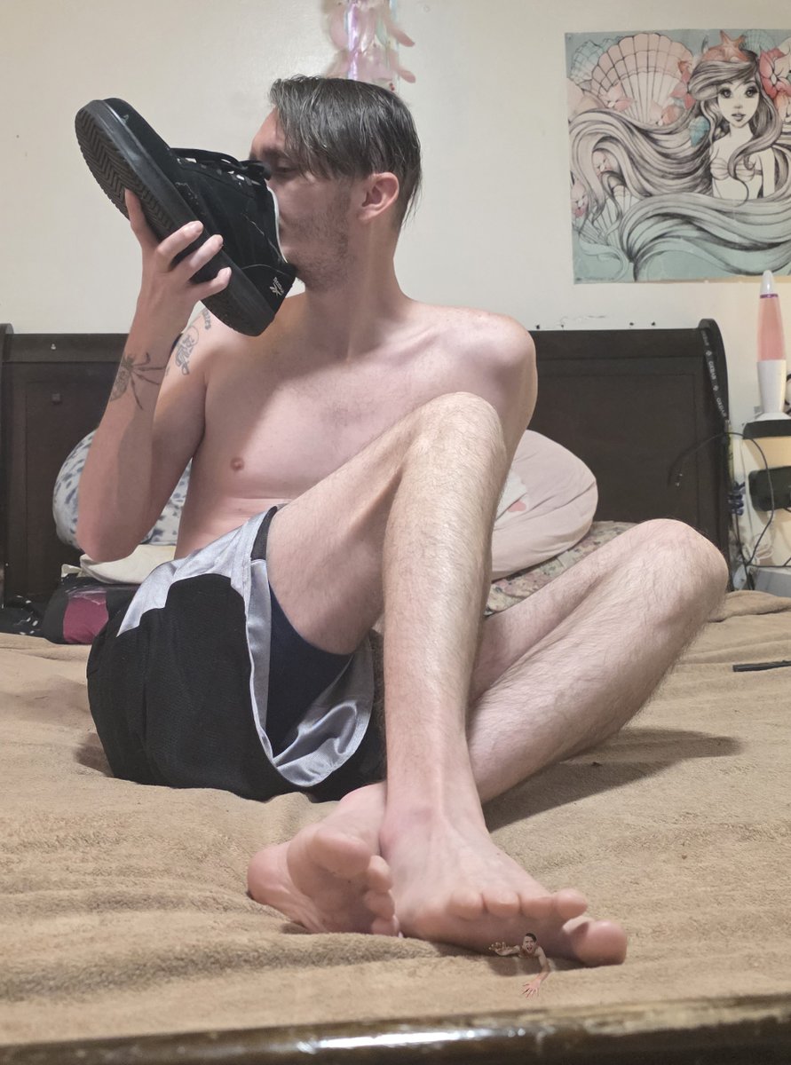 CustomGiant13's tweet photo. Are you jealous of my tiny!? I just love feeling him squirm under my hot, sweaty foot all day! If you want to see yourself edited into being my tiny, make sure to hit me up for some custom pics! I also make custom, unedited videos, and also offer a RP service that can't be beat! https://t.co/uuMeb0ZRg9