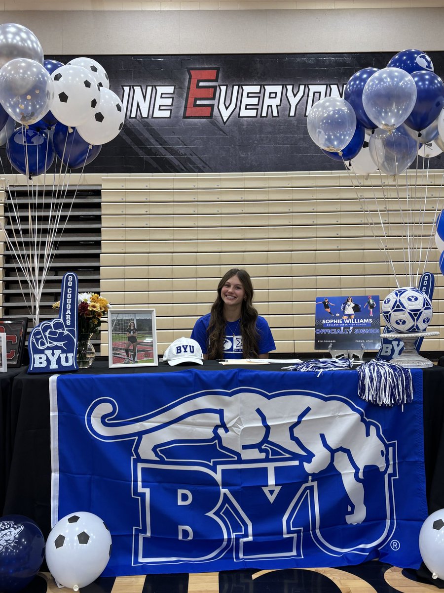DvusdA's tweet photo. Congratulations to all of our athletes committed to compete at the next level. @DVUSD @DrFinchDVUSD @AdminLeadServe https://t.co/wmm7KiNZXP