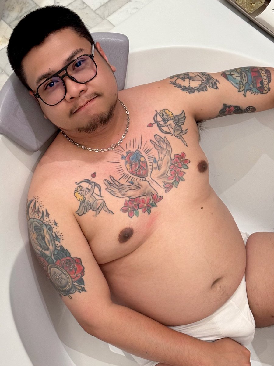 บิ๊กที่แปลว่าใหญ่ tweet media