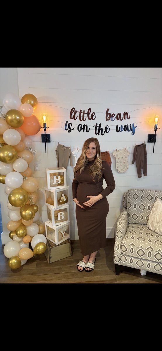 SnapOnToMe's tweet image. Momma 🐻