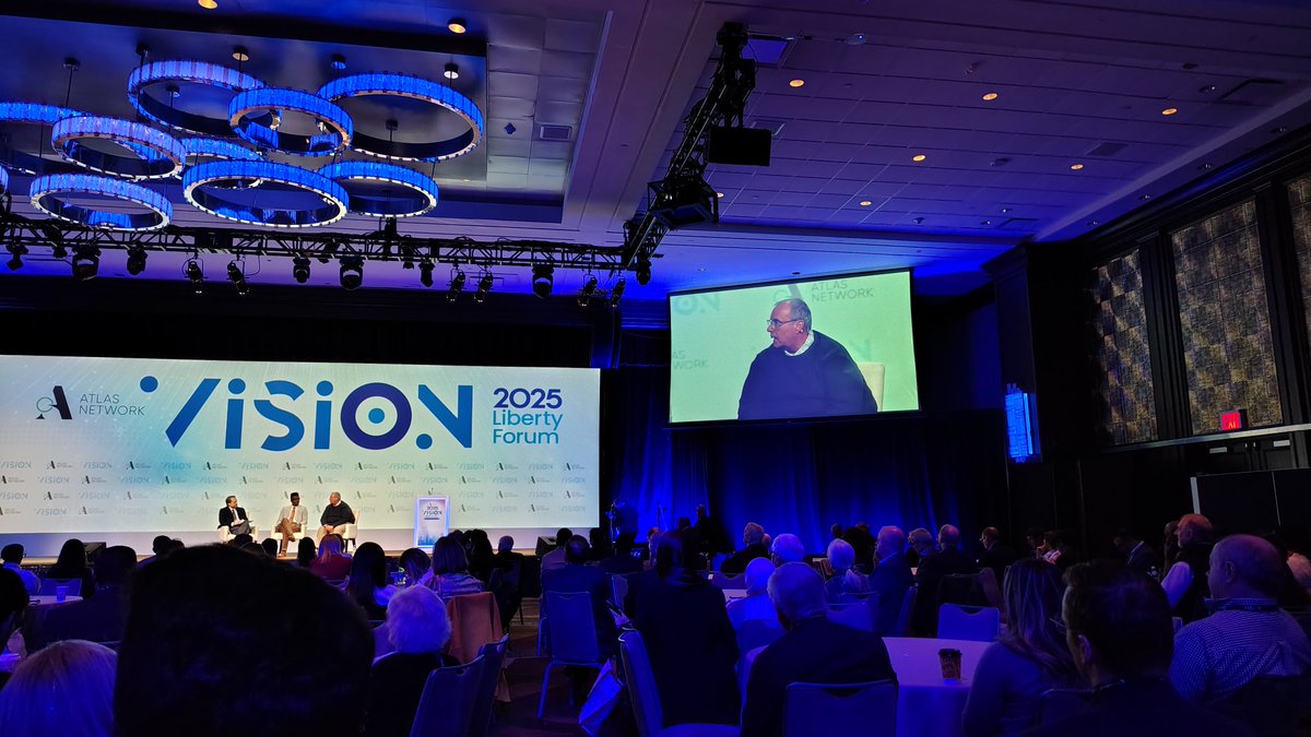 Luis E. Loria tweet media