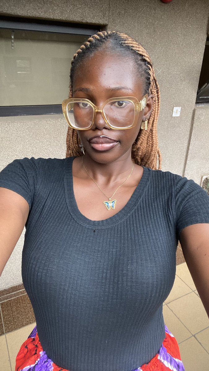 Ewaoluwaaafibes's tweet image. Finally found the courage to pitch myself thanks to you @jesudunni 🫶🏽

I’m Ewaoluwa, a corper serving in Abuja (rounding off by January).
I’m a Writer, Marketer, and Content Creator.

Plug me into opportunities 🤲🏽