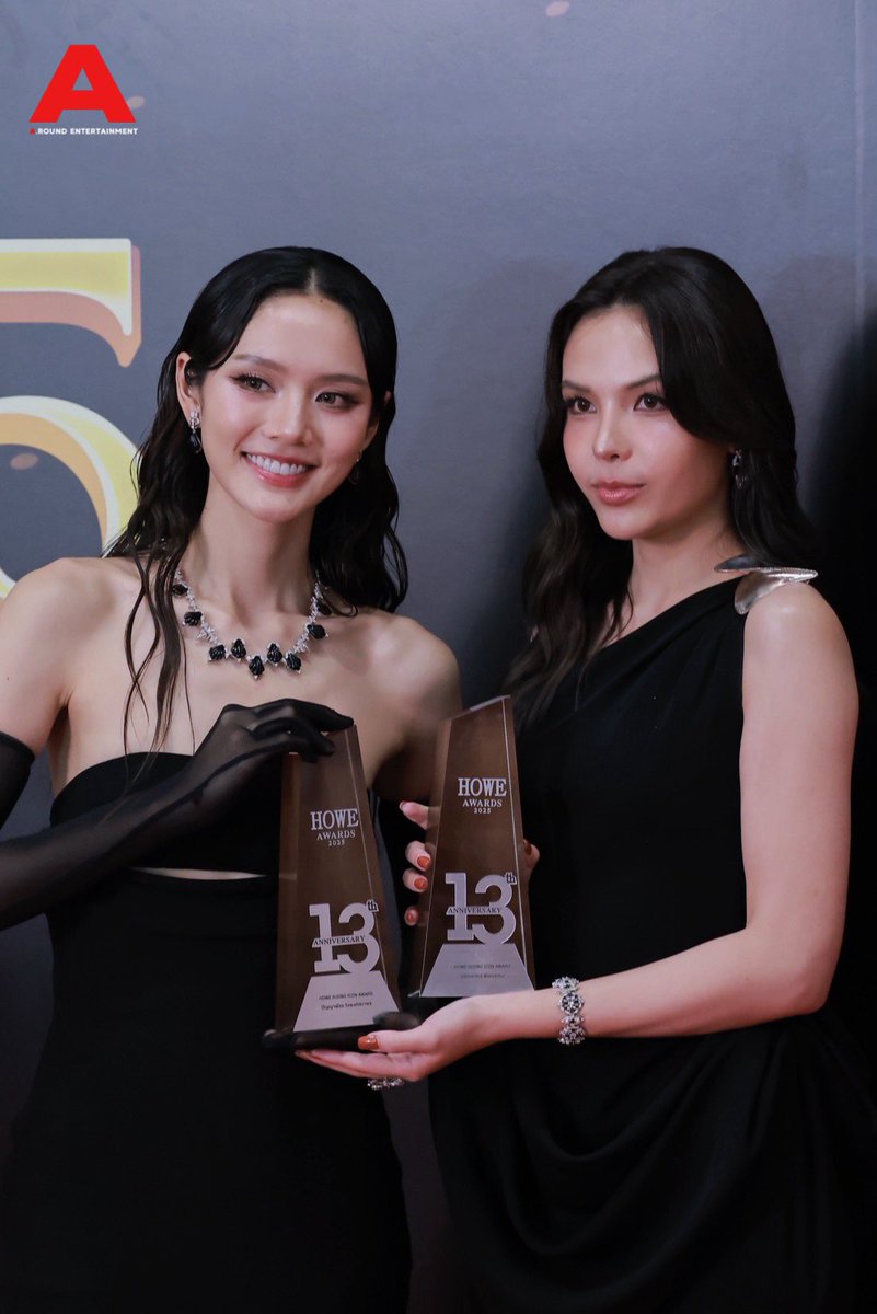 LMSY won the  “ HOWE RISING ICON 
 AWARD 2025 ” 🥹 .. CONGRATULATIONS GIRLS !! DESERVE !!!  

LMSY AT HOWE AWARDS

#HOWEAWARDS2025XLMSY