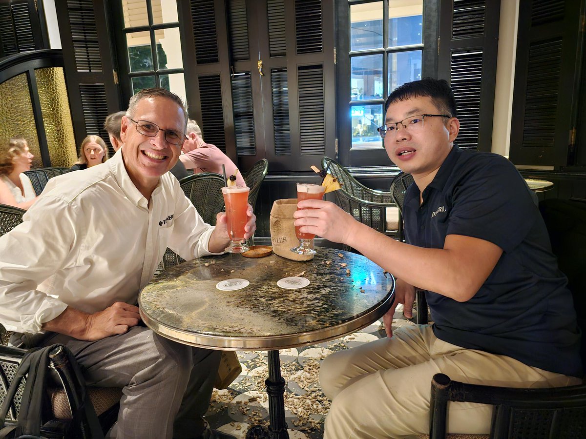 Telaeris's tweet image. Singapore Sling time! It was a great meeting security professionals &amp;amp; partners @TSE_Asia. Many thanks to Megan Phua, Pranav Shetty, Natalie Wan, &amp;amp; the whole Nineteen Group for a great event! telaeris.com
#TSE25 #TSE2025 #XPressEntry #accesscontrol #physicalsecurity