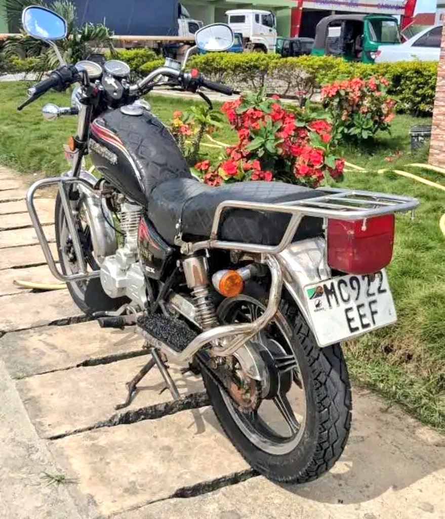 Eng_Matarra's tweet image. HAOJUE MNINGA 🔥 🔥 

REG&quot; #EEF

▪️Cc. 125
▪️Gear Tano 
▪️Starter Jino Moja 
▪️Engine Haijaguswa 
▪️Full Documents ✅️

#BEI - Tshs. 1,850,000/=

IPO DAR (Mikoani Tunasafirisha)

CALL 📞 📲-0793022184
WHATSAPP-0719542184