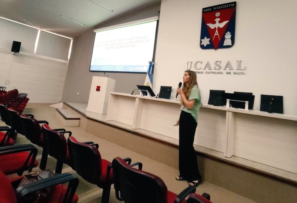 Algunos de nuestros trabajos fueron seleccionados para presentaciones orales en el XI° Simposio Internacional sobre Plantas Tóxicas en <a href="/UcasalOficial/">UCASAL</a>
<a href="/INTABalcarce/">INTABalcarce</a>