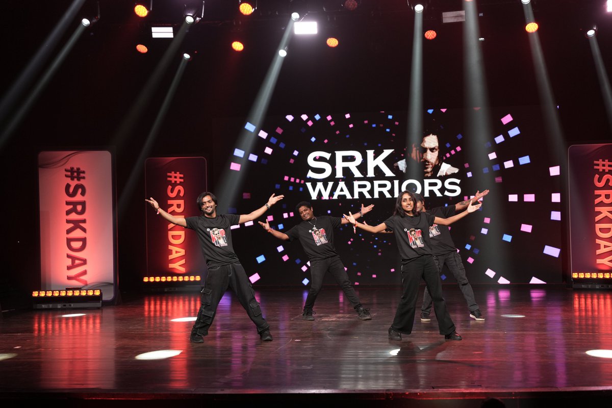 iamsrkclub's tweet photo. https://t.co/2FwZE8y6Zx