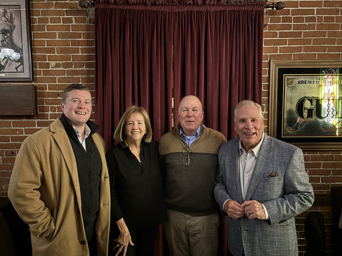 Had a great time at Steve Butz’s fundraiser at McGurk’s last night!
Fantastic turnout and I’m proud to support Steve in his campaign for State Senate District 4.