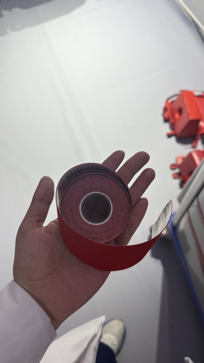 DPTLayan's tweet image. اليوم بالنسبة لي كان مختلفًا تمامًا، تجربة مميزة وجديدة في دورة ألعاب التضامن الإسلامي.🏅@25ISG 
سعيدة بمشاركتي في علاج ومساندة اللاعبين، وهي تجربة أضافت لي الكثير على المستوى المهني والإنساني🤍✨