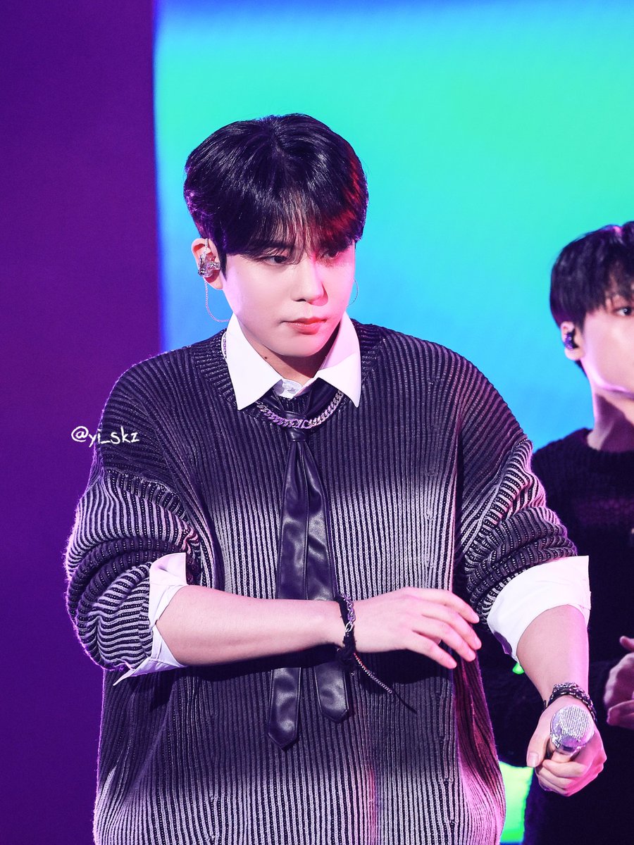 yi_skz's tweet photo. 240218 HMA 종호 
The wrist 🫣

#ATEEZ #CHOIJONGHO #JONGHO #崔鍾浩 #최종호 
#ジョンホ #에이티즈 #エイティーズ https://t.co/WH5cP1NNzM