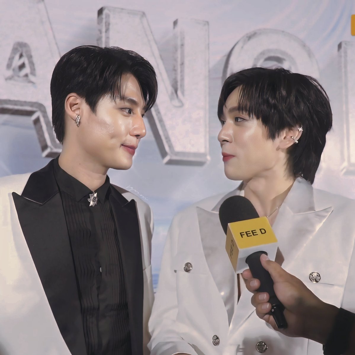 jgwnvxi's tweet image. just kiss already damn ✋🏻😌🤚🏻

#SailubPon #SpySailub #PonThanpon