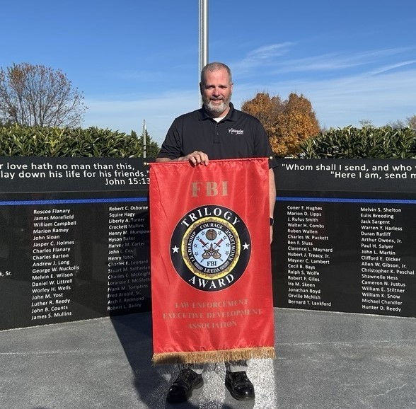 AbingdonVAPD's tweet photo. We’re very proud of Lt. Jennings and Lt. Riley for completing the FBI Command Leadership Institute program!
Extra congrats to Lt. Jennings for finishing the full FBI-LEEDA Trilogy, showing true dedication to leadership and service.
#AbingdonPD #FBILEEDA #PoliceLeadership https://t.co/6FomUTcJdq