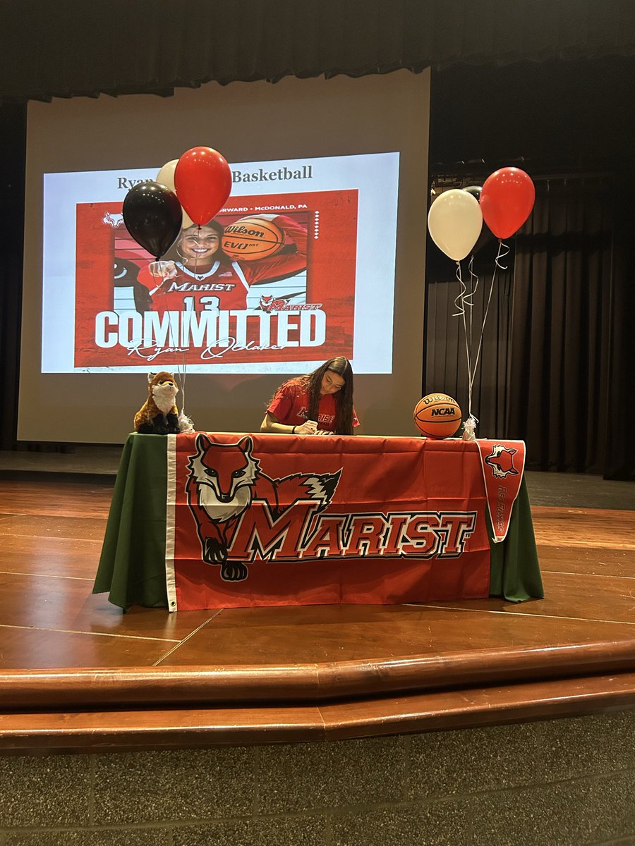 SF_GirlsHoops's tweet image. Congratulations to senior guard Ryan Oldaker for signing with Marist University to continue her academic and athletic journey! We’re very proud of you Ryan!
