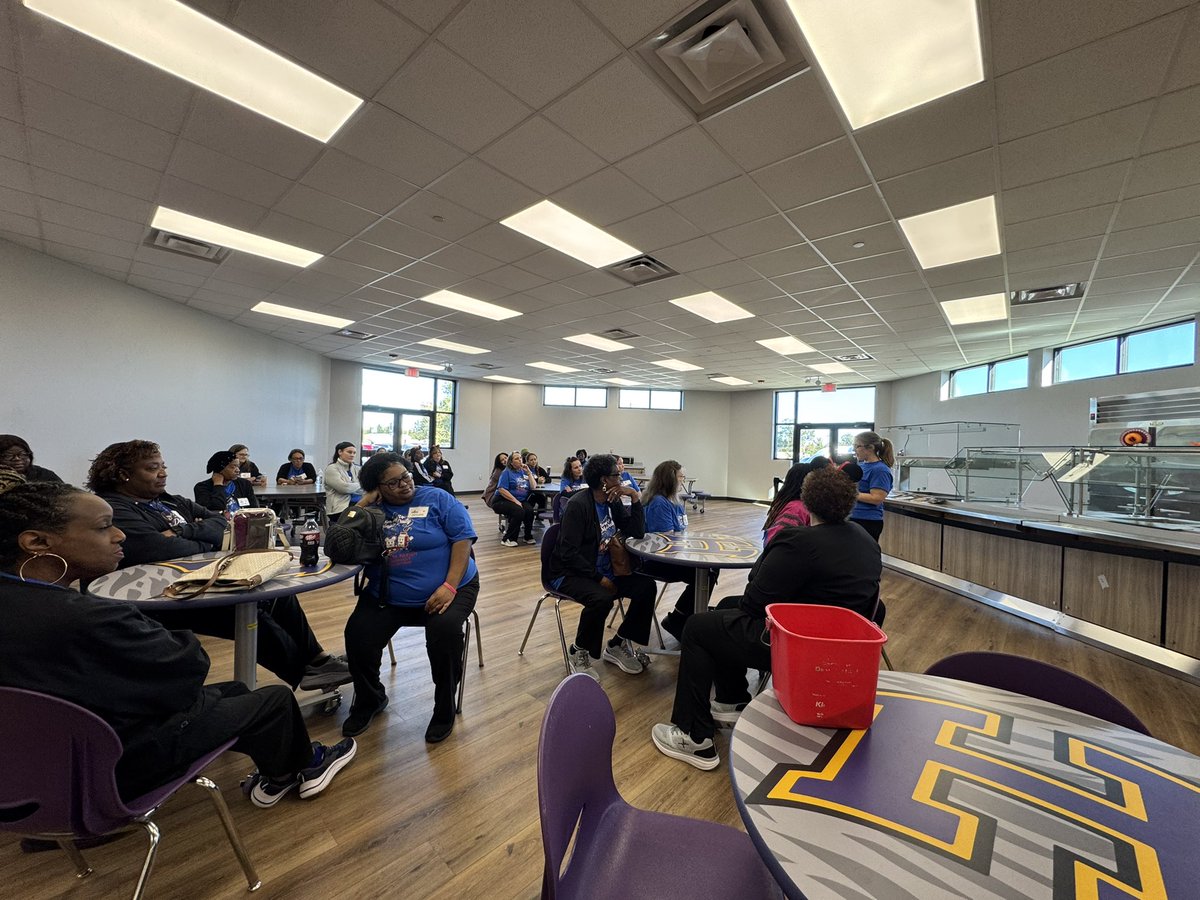 Visiting schools for district-wide PD! 👏 I saw amazing K–2 teachers diving into new social studies standards and our Child Nutrition team training to better serve our students each day. Proud of the learning happening everywhere in #ContinuousImprovement 🍎📚 #YouBelongHere📍