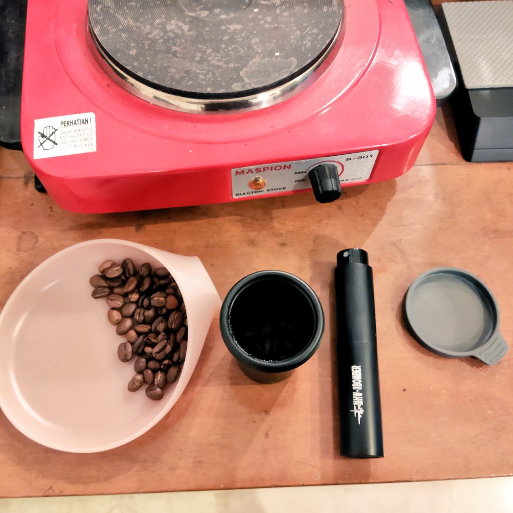 UtdCatsandkatzen is 𝕏-ing tweet media