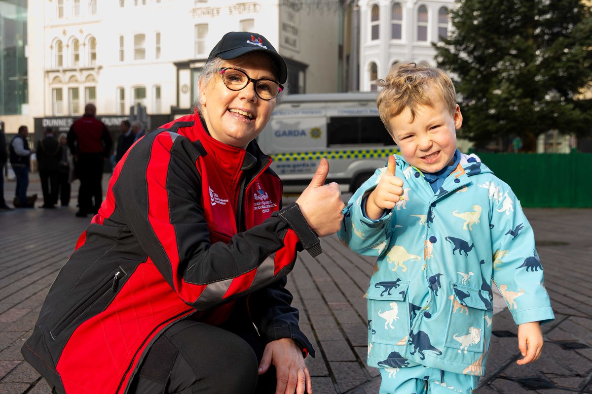 NEW AMBASSADORS FOR CORK CITY HIT THE STREETS:
A new pilot city centre scheme was launched this week to ensure people enjoy a better experience in Cork city. The new City Centre Warden Scheme in Cork will promote and enhance the city centre experience.
corkindependent.com/2025/11/12/new…