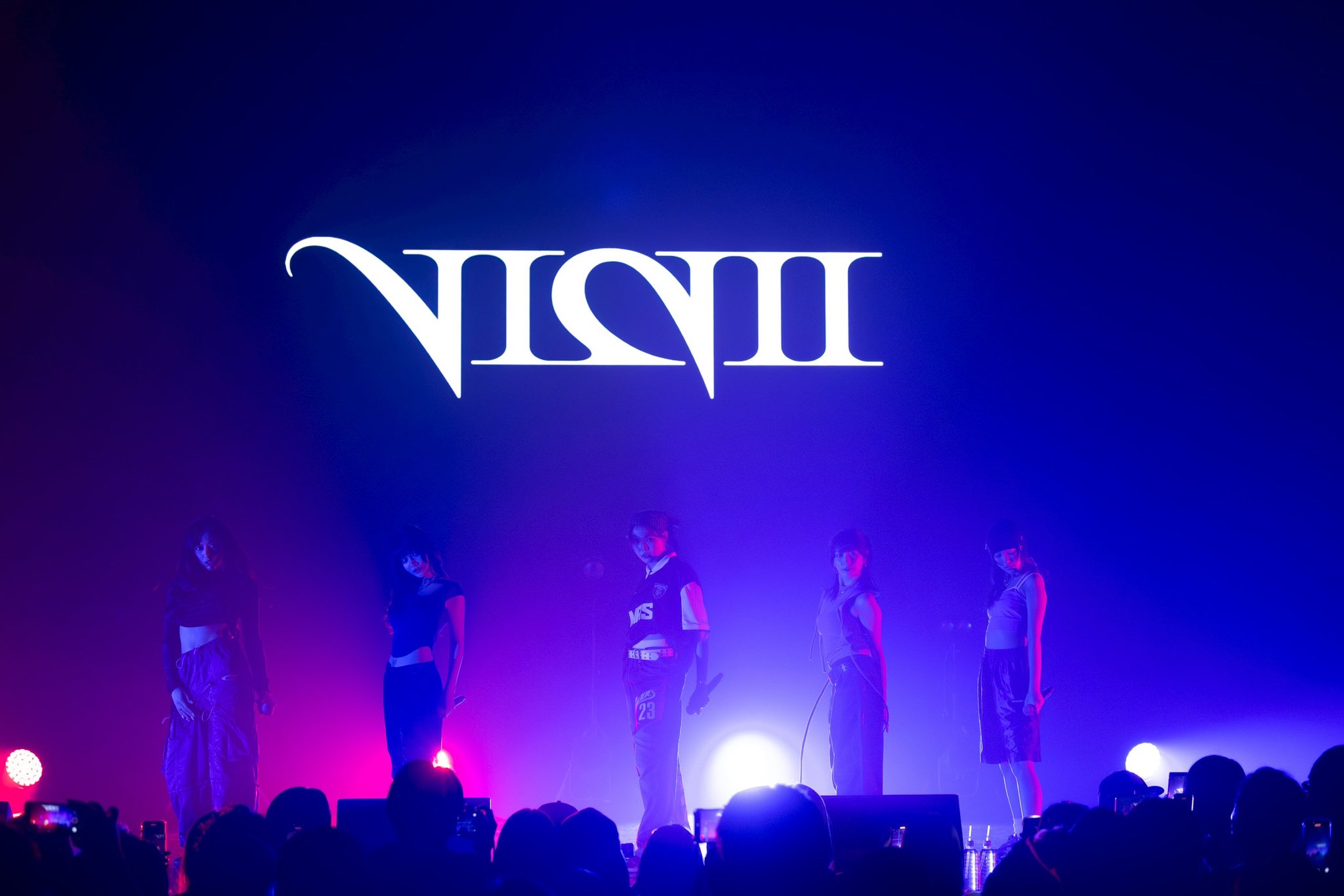 G5kMY_5bkAALQAq?format=jpg&name=large