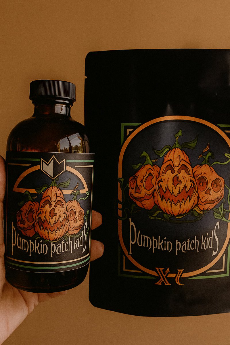 Excited to be working again with a local coffee roaster on flavor and brand development for the holidays! 🎃🧡☕️