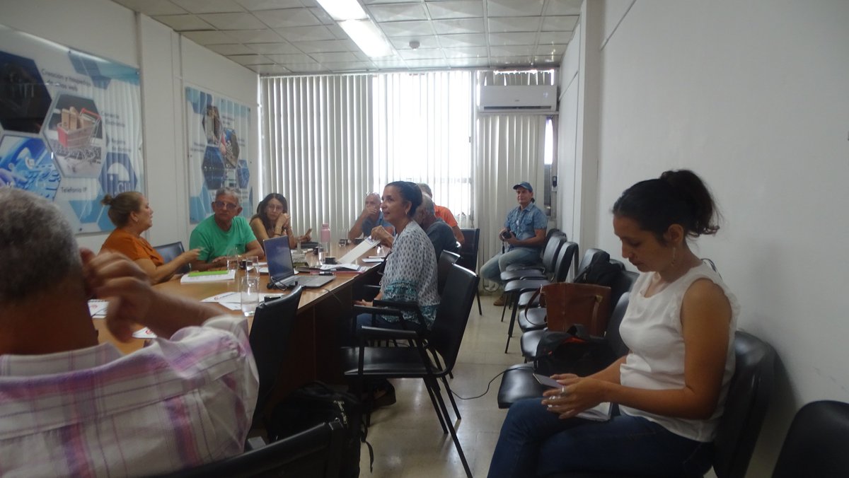 CubaOndi's tweet image. Especialistas de la Oficina Nacional de Diseño #ONDi sostienen fructíferos intercambios con entidades del Ministerio de Ciencias, Tecnología y Medio Ambiente #CITMA.

#Cuba #DiseñoCubano