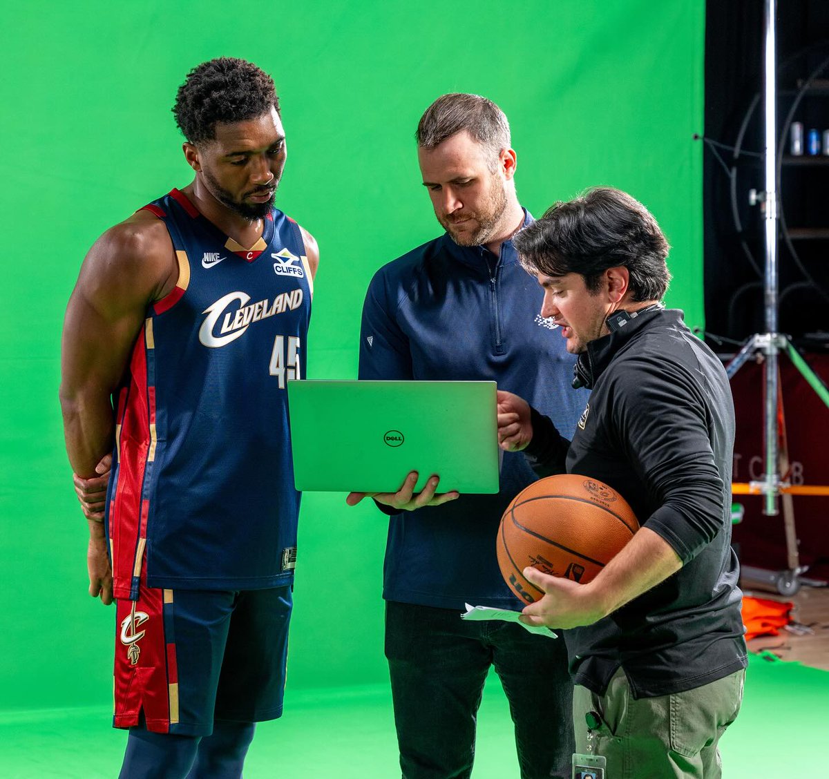 Pixel Planet Studios tweet media