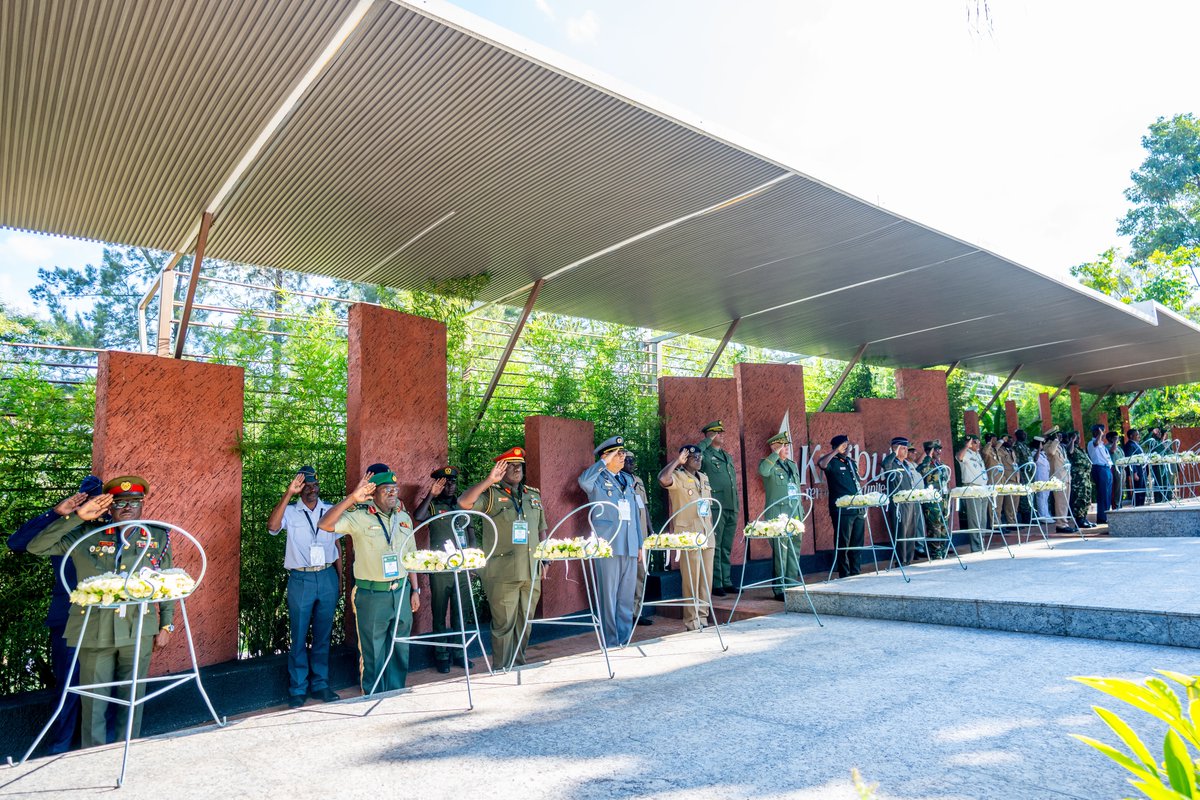 Umugaba Mukuru w’Ingabo z’u Rwanda (RDF), Gen MK Mubarakh, yasabye amashuri makuru ya gisirikare yo muri Afurika gukomeza guteza imbere ubufatanye, guhanga udushya no kwinjiza ikoranabuhanga mu myigire n’imyitozo, kugira ngo abayobozi b’ingabo bashobore guhangana neza n’ibibazo