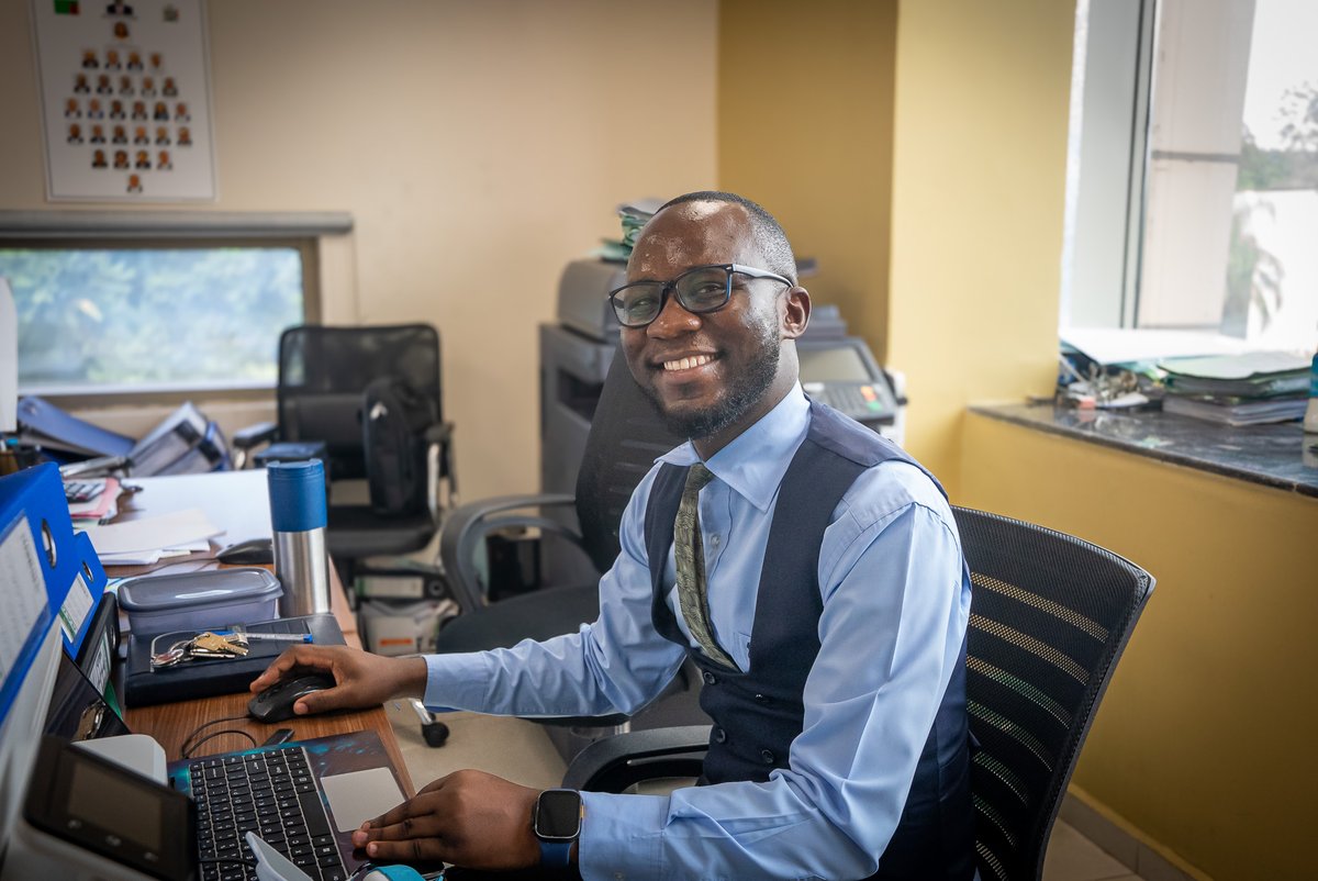 UNDPZambia's tweet photo. Proud to work with @themysa_23 to open doors for đżđČâs youth!
From 2,000 youth placed in jobs through #IVAG to @YouthConnektAf Zambia Chapter + ICT-equipped Youth Resource Centres already under the belt, today we discussed scaling impact for youth-led CBTs and youth in mining! https://t.co/kCLMXyb8LG
