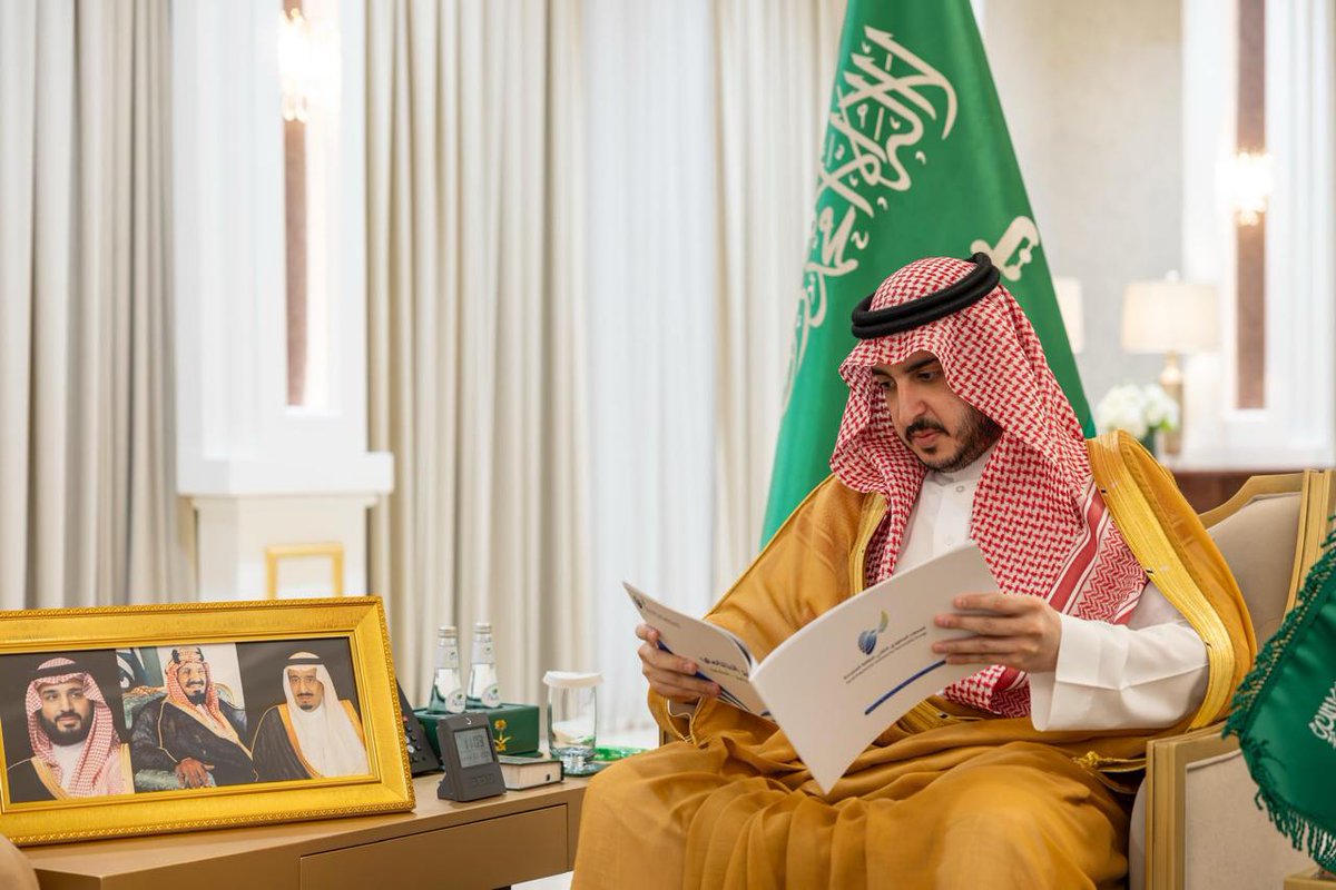 تشرّف رئيس مجلس إدارة #معهد_سباير المهندس <a href="/RefaeM/">Majid Al Refae | ماجد الرِّفاعي</a> وعضو مجلس الإدارة الأستاذ <a href="/IBabtain/">Ibrahim Abdulaziz Albabtain</a> والرئيس التنفيذي الدكتور <a href="/jehadsz/">د.جهاد زين العابدين</a>  بزيارة لصاحب السمو الملكي أمير منطقة الجوف، أطلع فيها رئيس المجلس سموّه الكريم على تقرير بدء التدريب وخطة التوسع في القبول خلال الفترة القادمة.