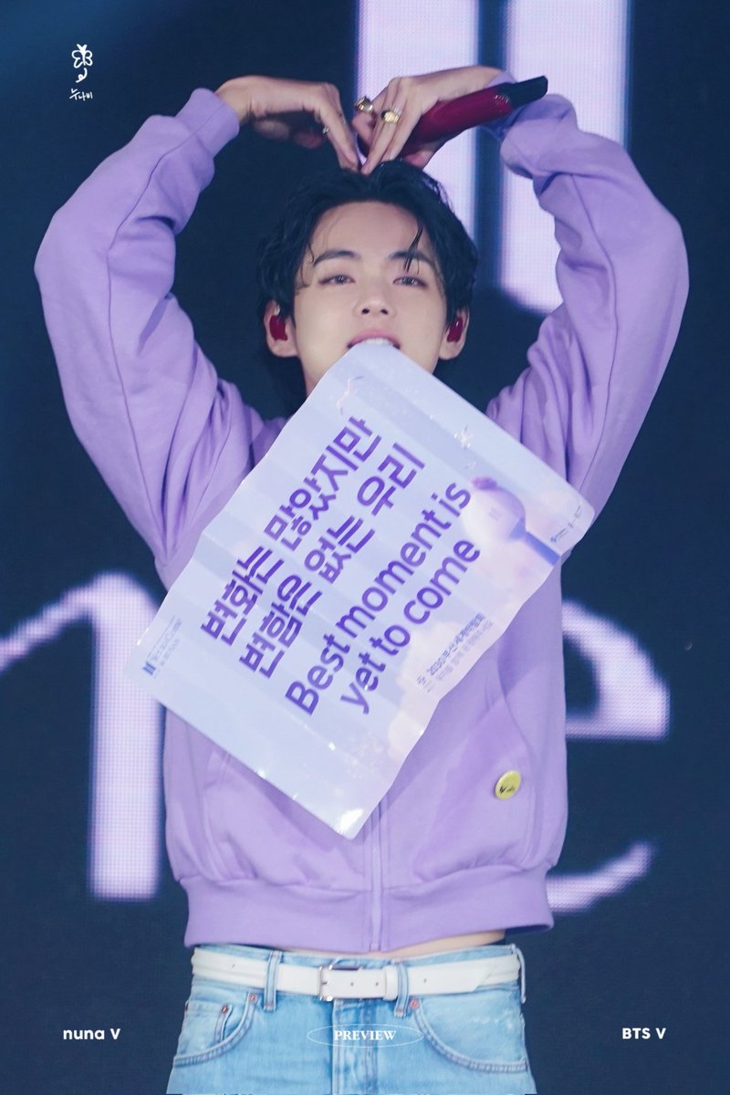 Taenationteam's tweet image. 9 years of Borahae
9 years of love, trust, and Taehyung’s purple promise. 💜

Here’s to forever walking this journey together.

V PURPLE YOU 💜
#BorahaeTaehyung
#태형이의선물_보라해_9주년