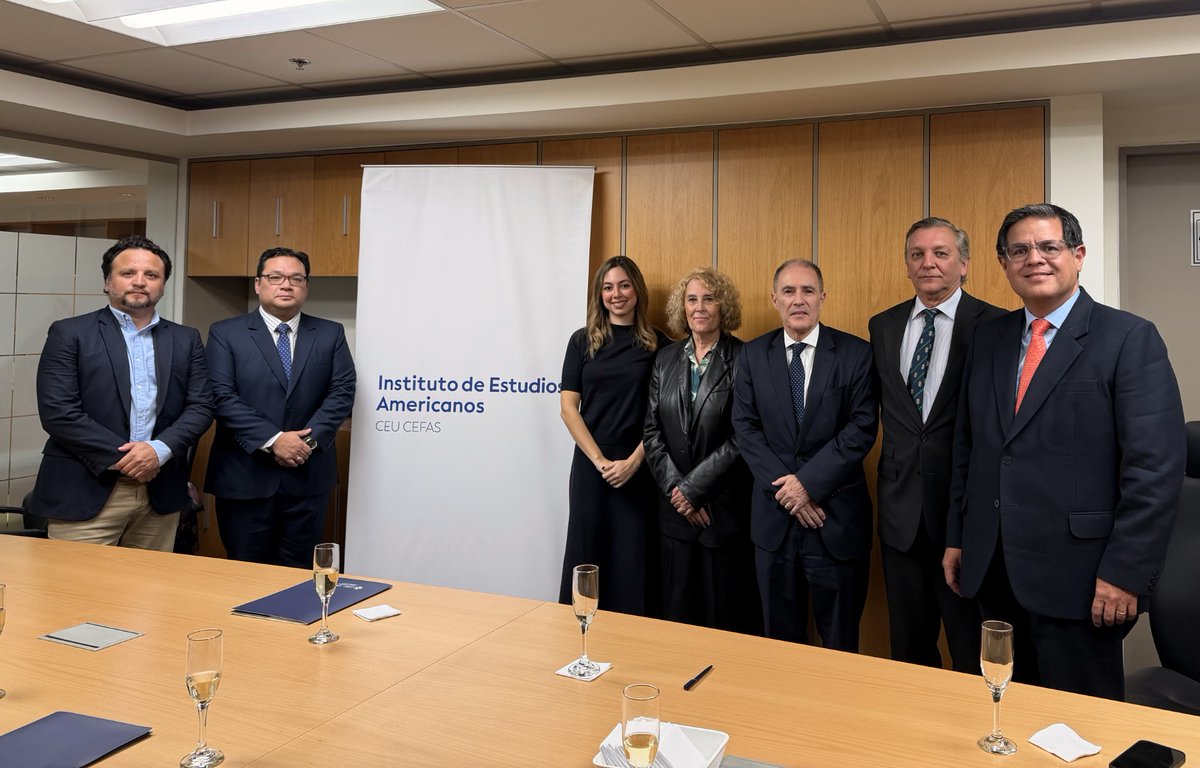 CEFAS_CEU's tweet photo. 📣 El Instituto de Estudios Americanos CEU CEFAS abre su primera oficina regional en Lima.

🎯 El objetivo de esta sede es promover los valores y la herencia compartida de la Hispanidad, así como organizar actividades académicas y divulgativas.

📲 https://t.co/VLIqsE0Hl3 https://t.co/w32GJUhFkD