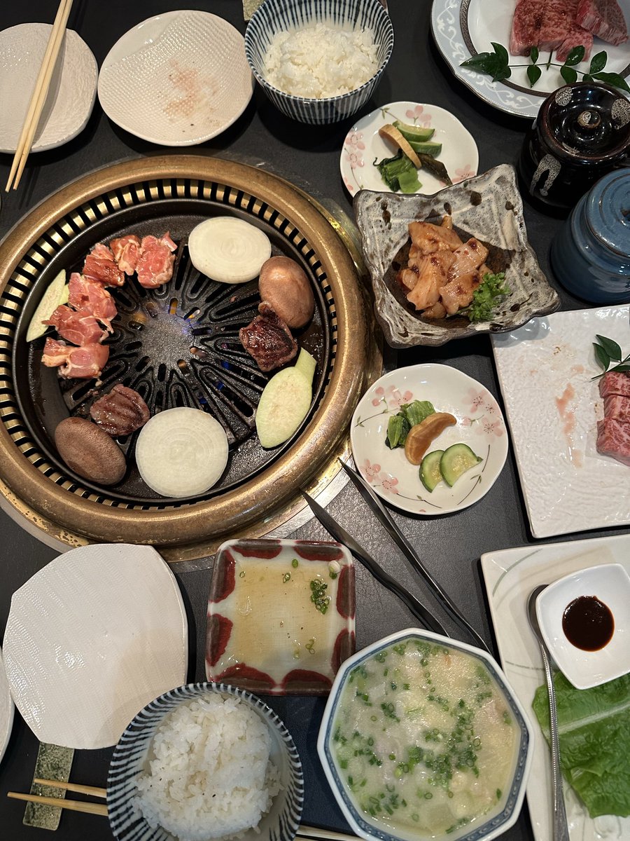 Adusingi's tweet image. Kyushu&apos;s charm never fades! Back in Kumamoto after 8 yrs—Suizenji Garden&apos;s breathtaking, craft beer&apos;s spot-on, food&apos;s amazing. Relaxed vibes, less crowded than Osaka. Rain canceled our Kuju climb, reason to come back. Visit Kumamoto! #japanesefood #japan