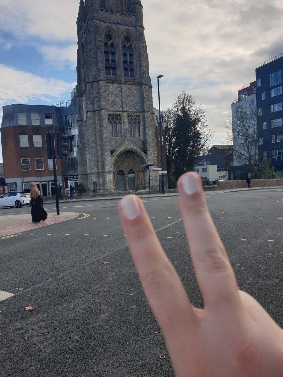 Ok back at London airport now with Whammel. Time to leave this godforsaken island and go home.
Food tasted like nothing, streets were covered in trash, weather sucked. Bgs no re