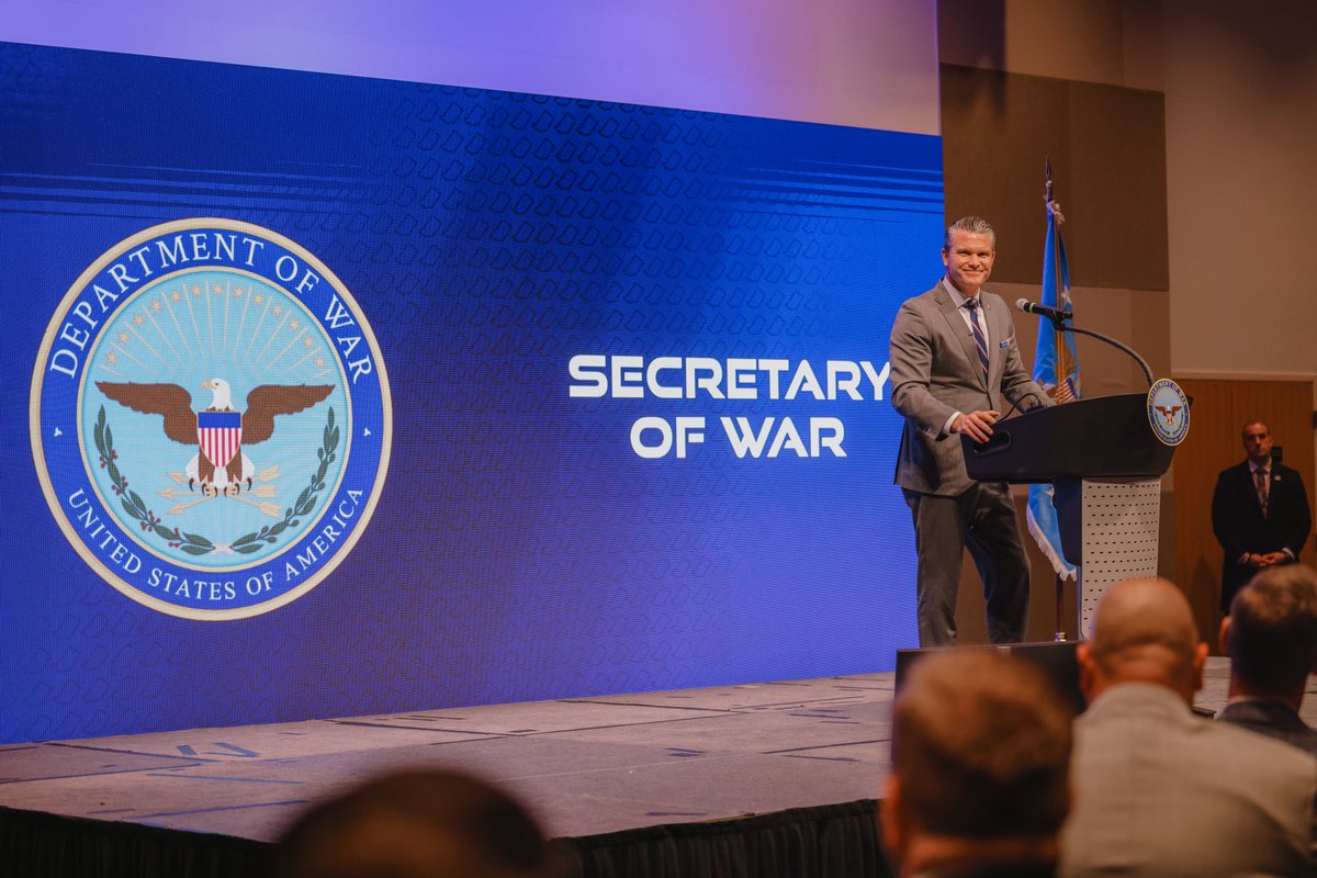 SenatorBanks's tweet photo. Welcome to Fort Wayne, @SecWar 🇺🇸 https://t.co/PJ4xfbasKU