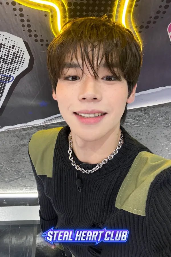 forkimbit's tweet image. imagine the pcs we&apos;d get if he debuted...